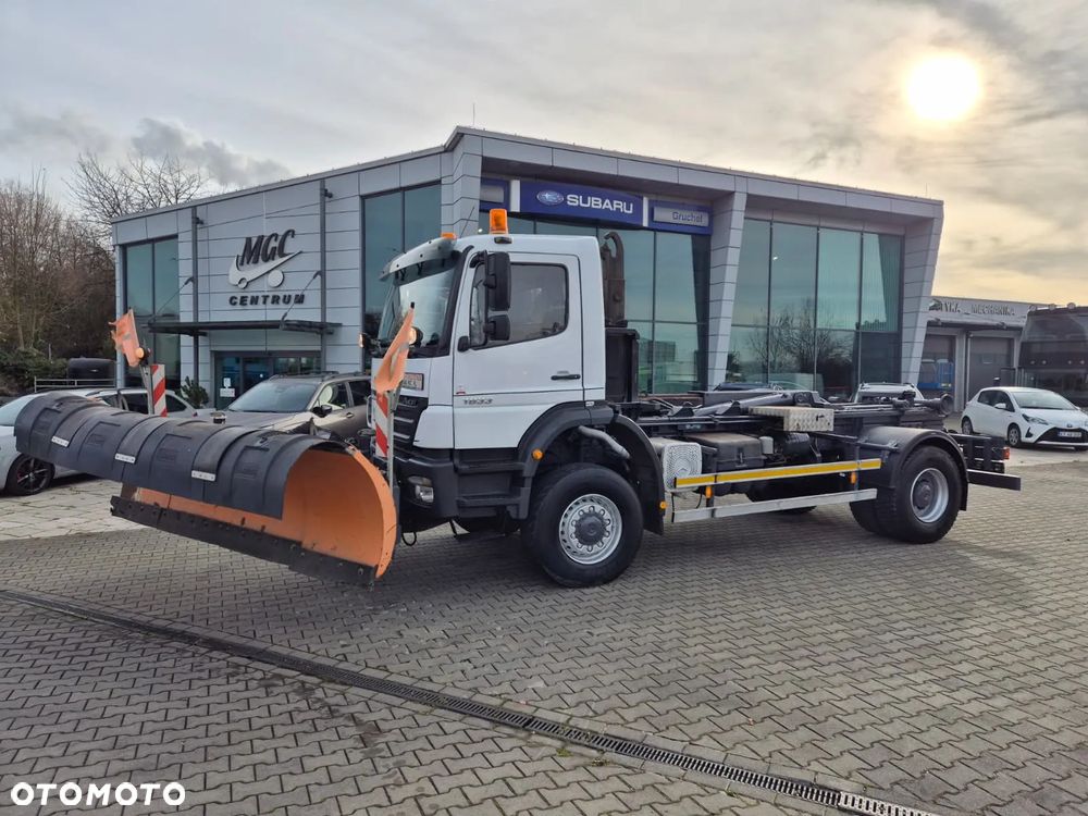 Mercedes-Benz Axor 18.33 4X4 / HAKOWIEC / PŁUG ŚNIEŻNY / SCHMIDT / BLOKADY MOSTÓW / ODRESTAUROWANY / SERWISOWANY / 1 WŁ. / UDT I TRANSPORT MOŻLIWY - 15