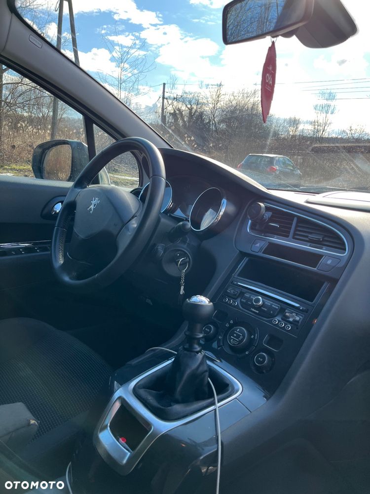 Peugeot 5008 1.6 HDi Style 7os - 10