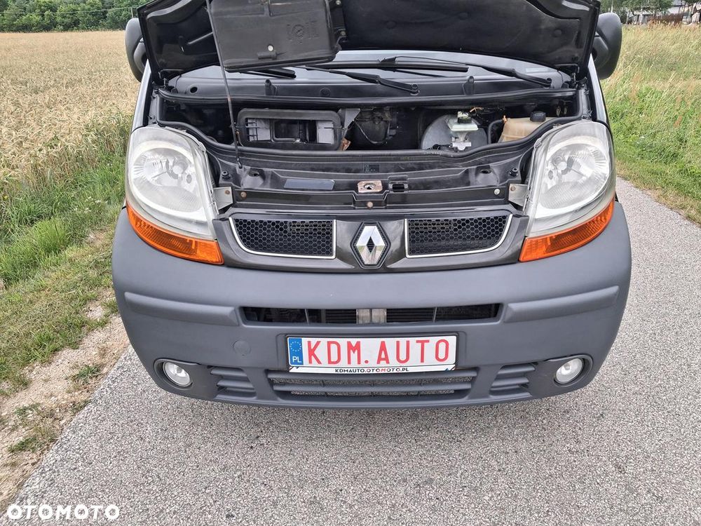 Renault Trafic - 18