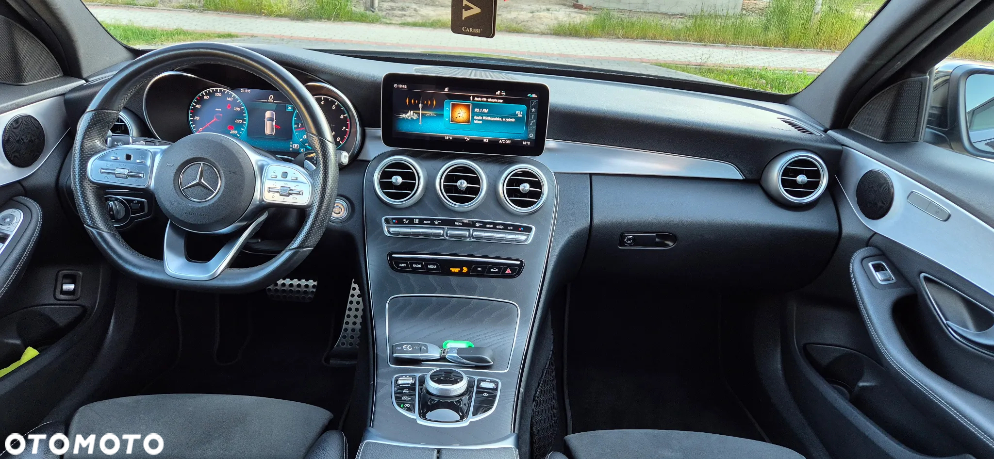 Mercedes-Benz Klasa C 160 T 9G-TRONIC AMG Line - 21