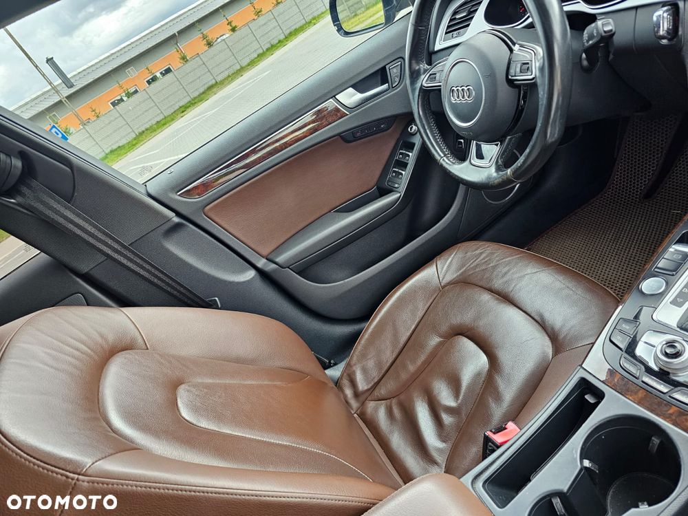 Audi A4 Limousine - 27
