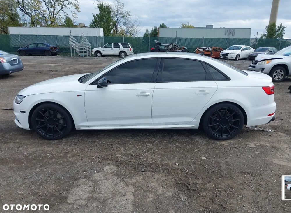 Audi A4 Limousine - 5