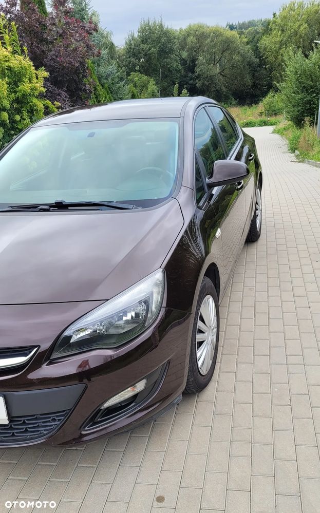 Opel Astra - 4