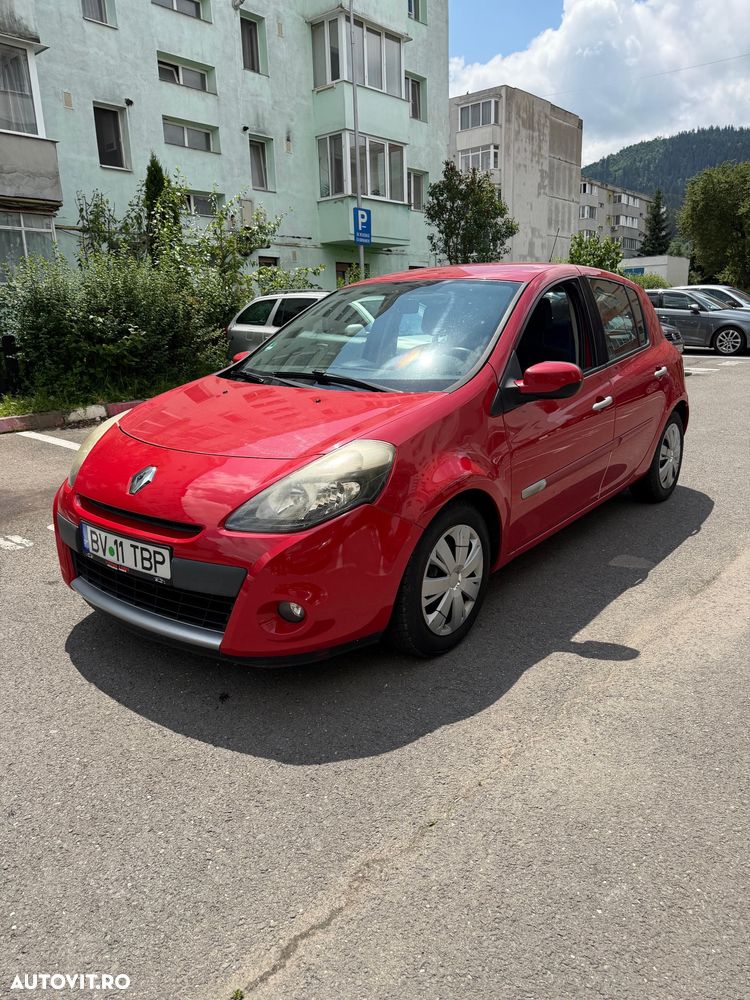 Renault Clio - 1