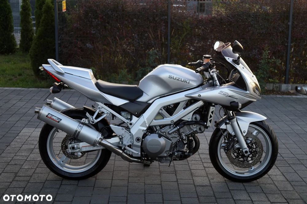 Suzuki SV - 6