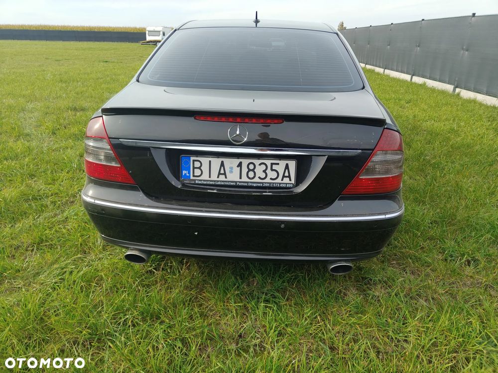 Mercedes-Benz Klasa E - 9