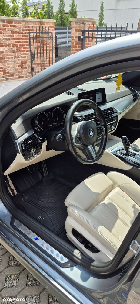 BMW Seria 5 520d xDrive M Sport sport - 13