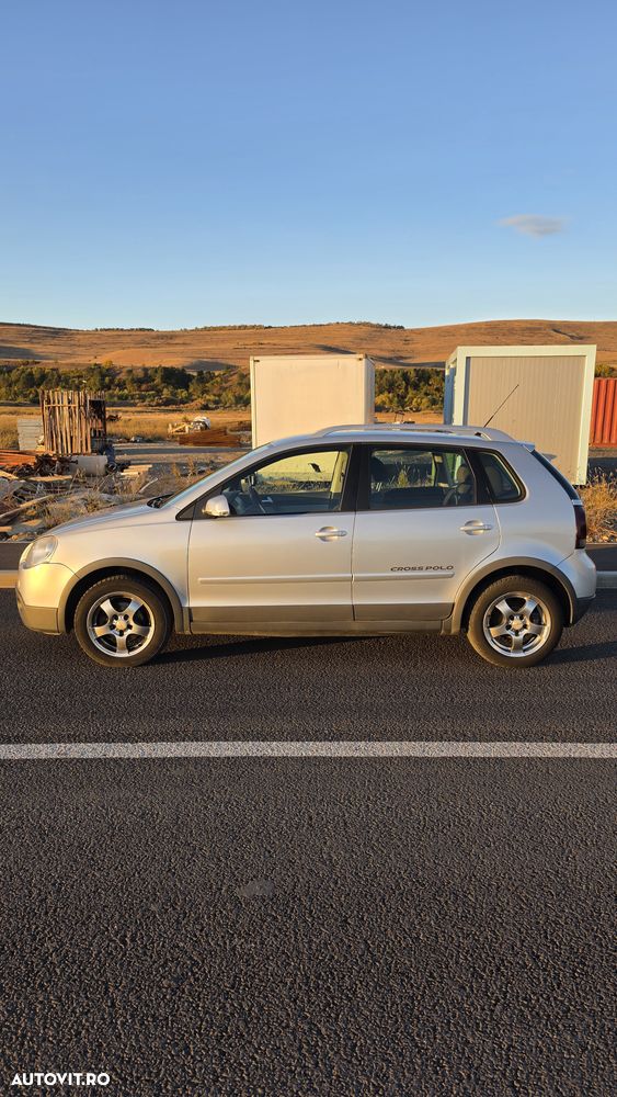 Volkswagen Polo Cross 1.4 TDI - 2