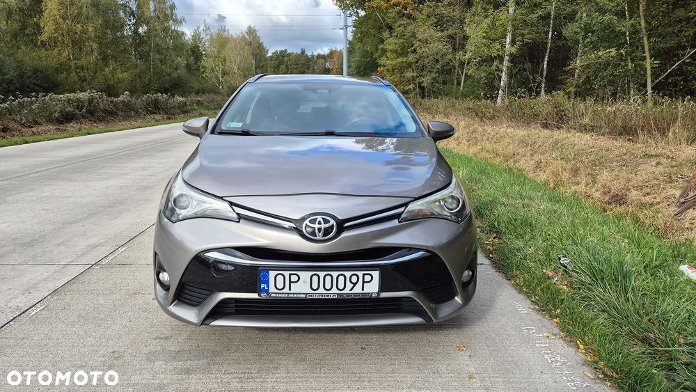 Toyota Avensis 1.8 Prestige - 6