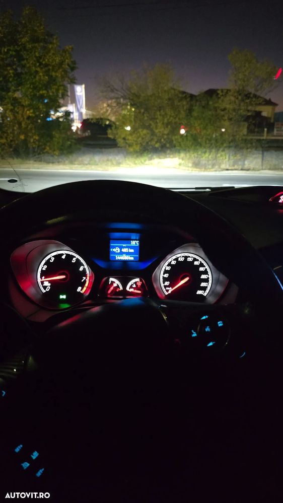 Ford Focus 2.0 Ecoboost ST - 14
