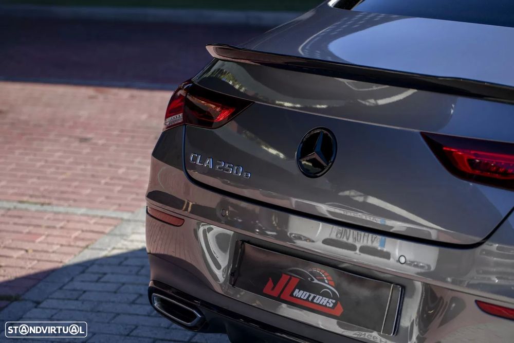Mercedes-Benz CLA 250 e - 41