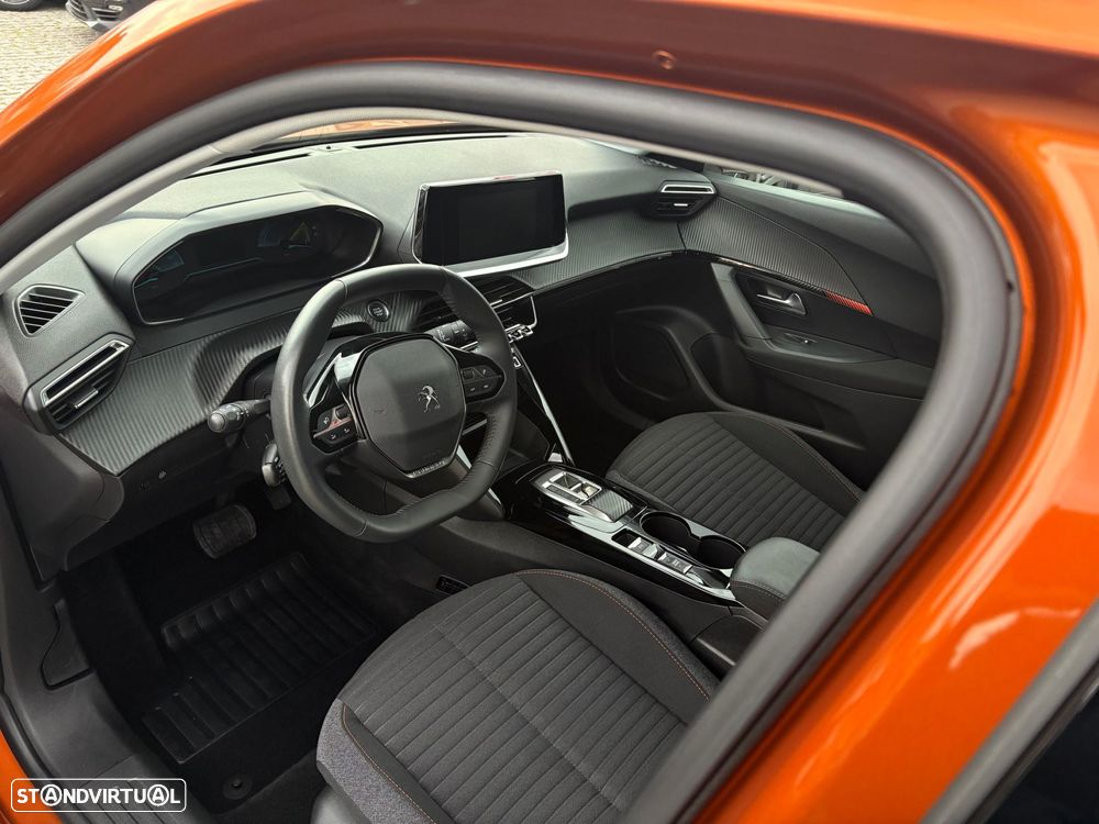 Peugeot e-2008 50 kWh Active Pack - 14