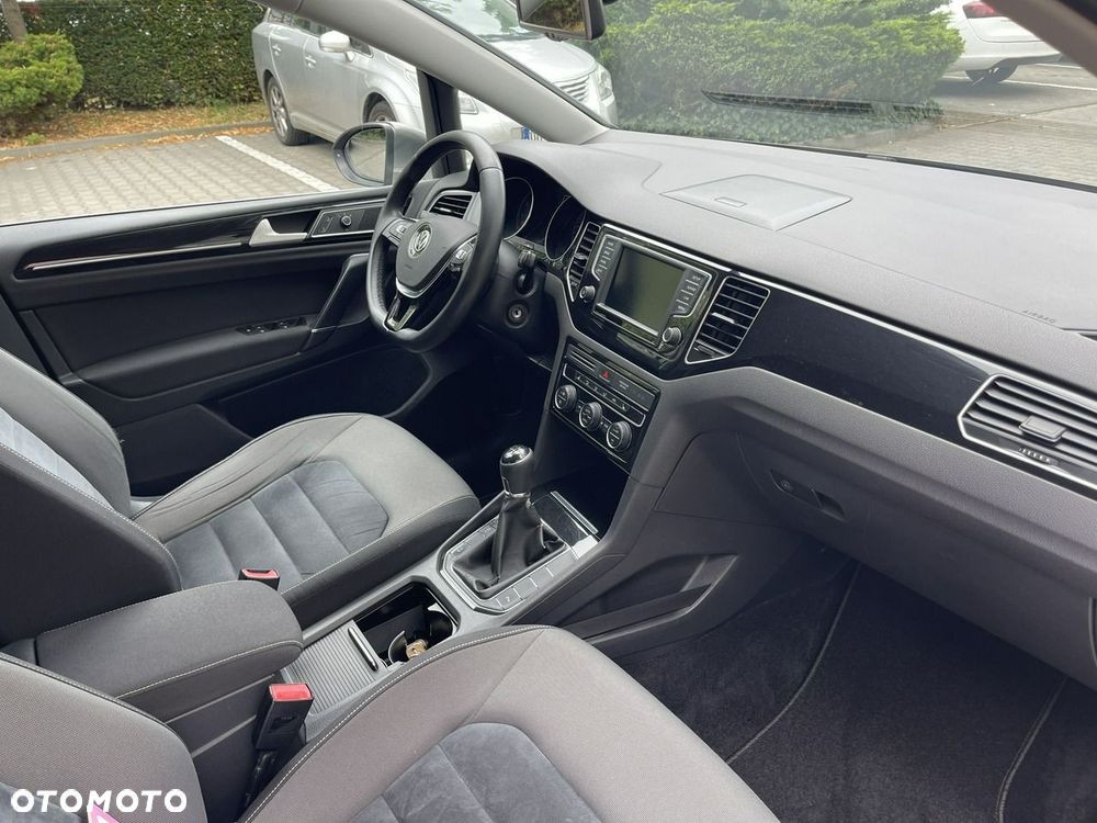 Volkswagen Golf Sportsvan - 27