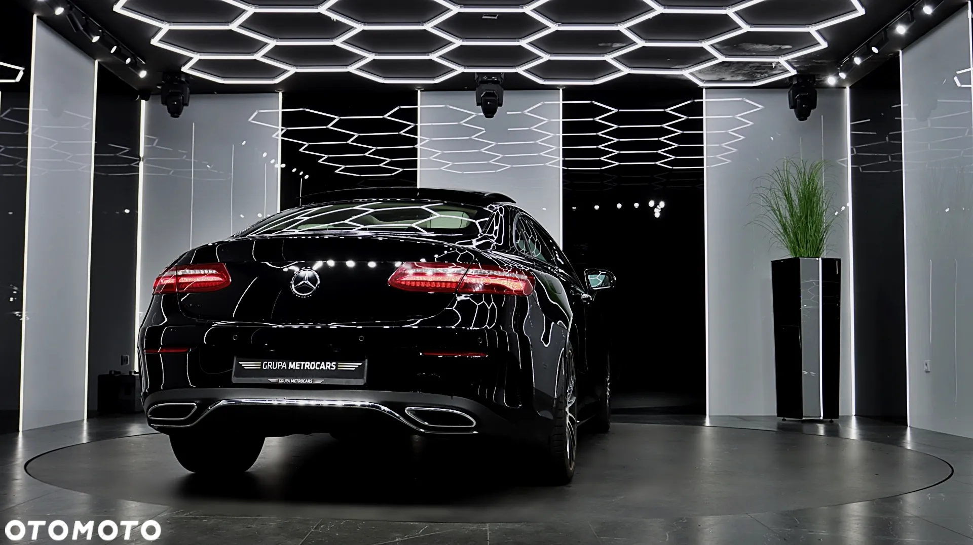 Mercedes-Benz Klasa E 400 d Coupe 4-Matic 9G-TRONIC - 9