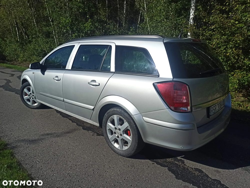 Opel Astra - 4
