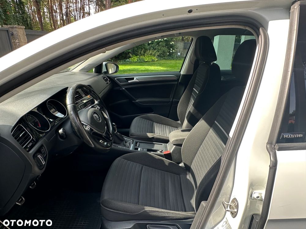 Volkswagen Golf 2.0 TDI SCR Life - 21