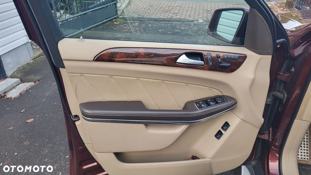 Mercedes-Benz GL 350 CDI DPF 4Matic BlueEFFICIENCY 7G-TRONIC Grand Edition - 13