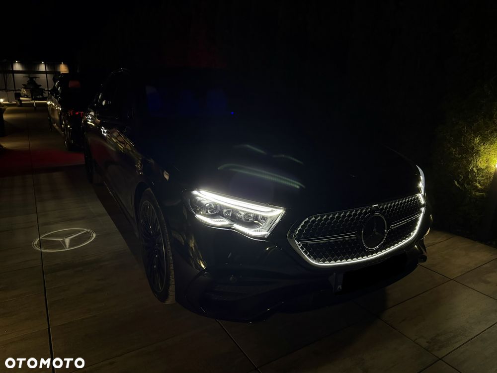 Mercedes-Benz Klasa E 220 d 4-Matic AMG - 36