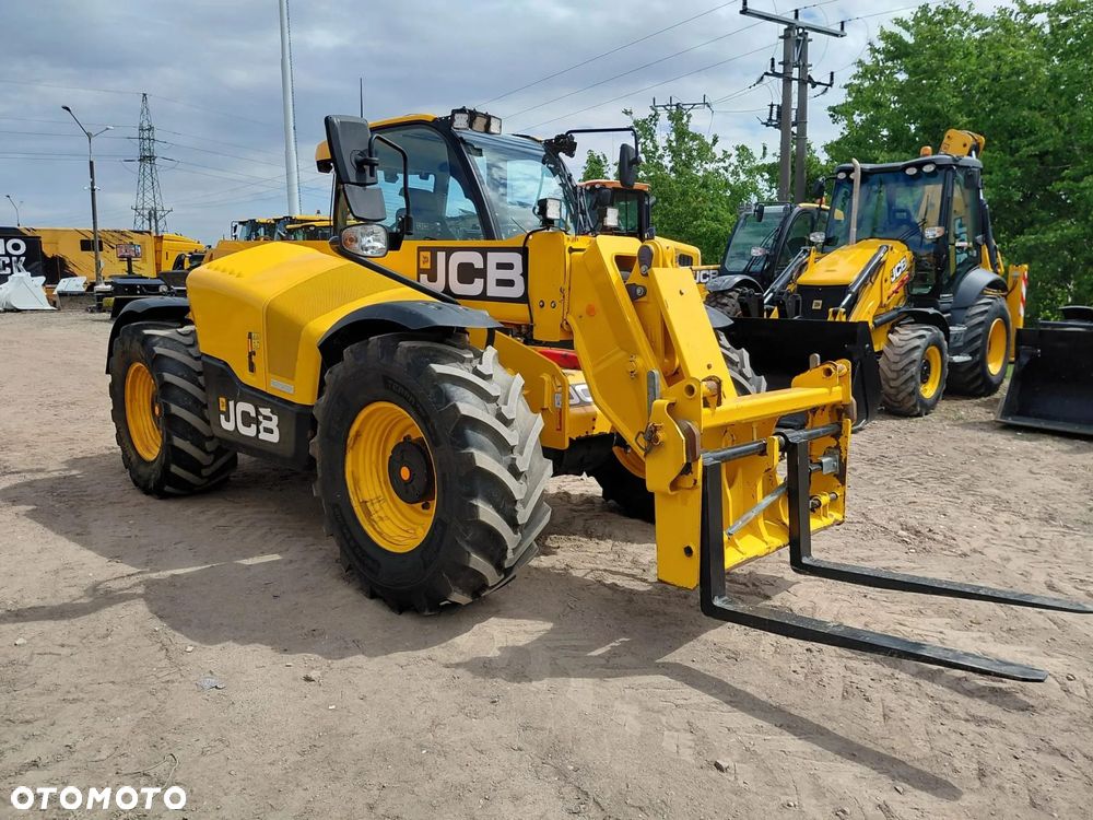 JCB 542-70 Agri Xtra - 7
