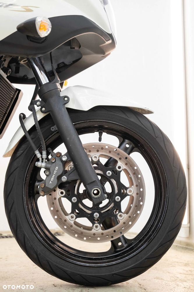 Suzuki Bandit - 29