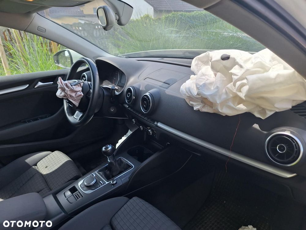 Audi A3 Sportback - 7
