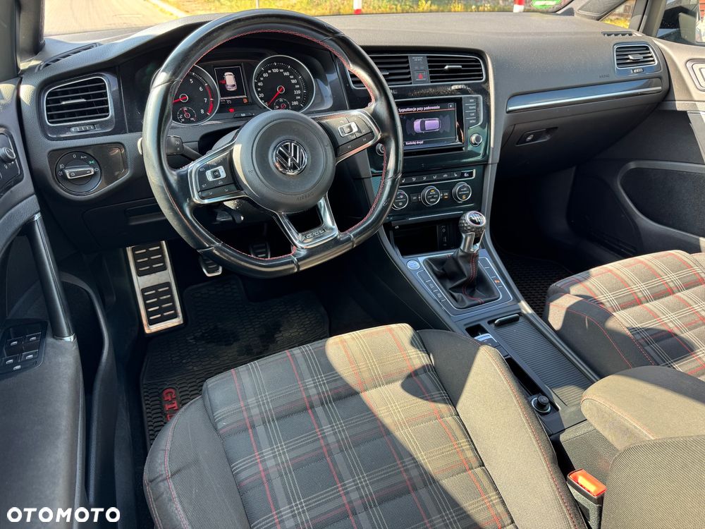 Volkswagen Golf GTI BlueMotion Technology - 17