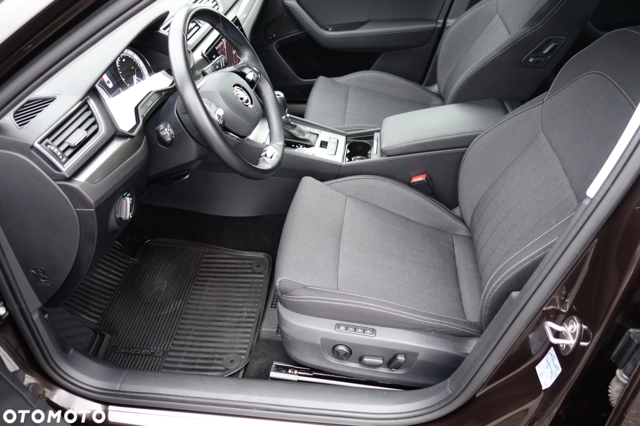 Skoda Superb - 19