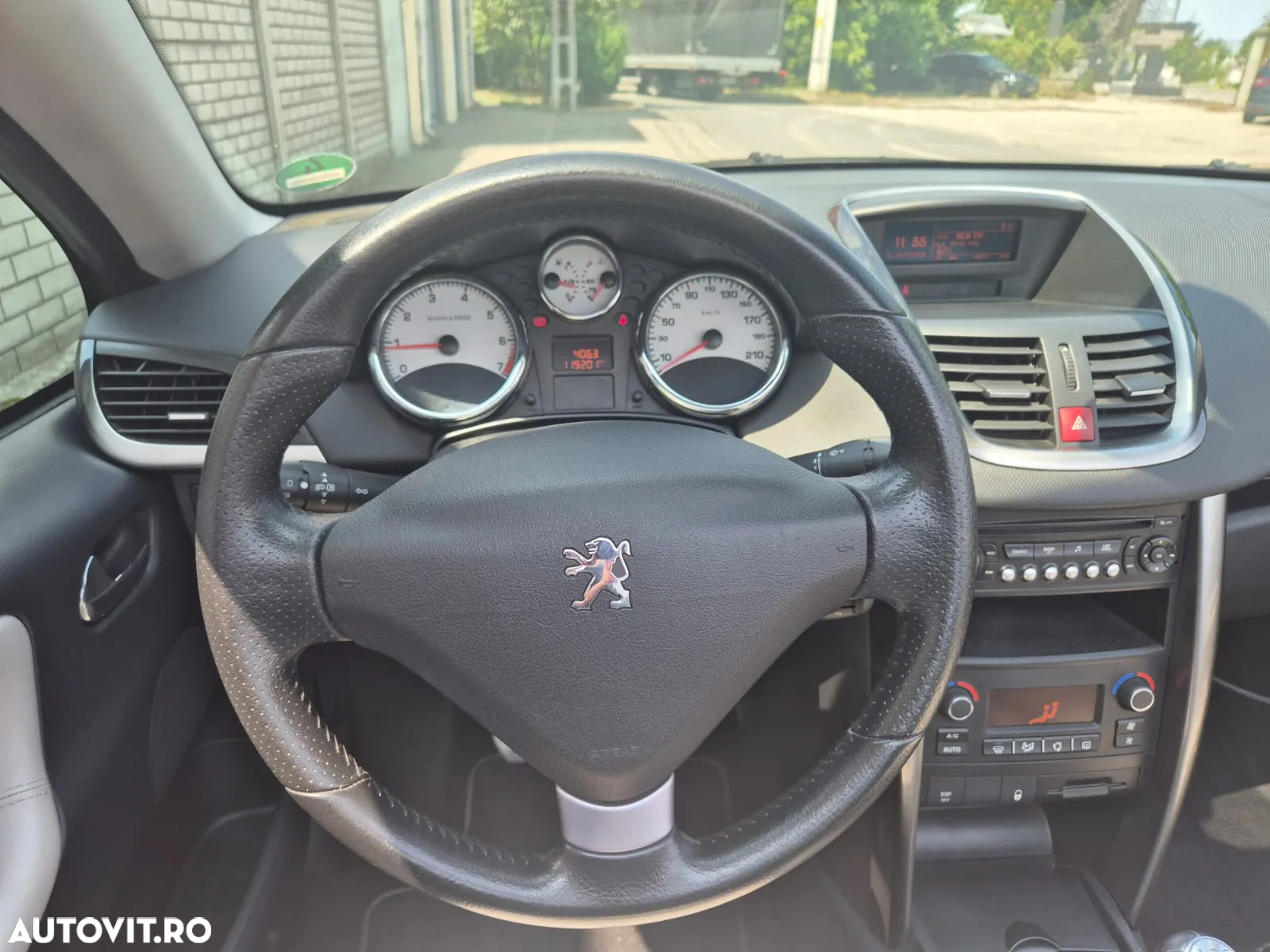 Peugeot 207 CC 120 VTi Roland Garros - 8