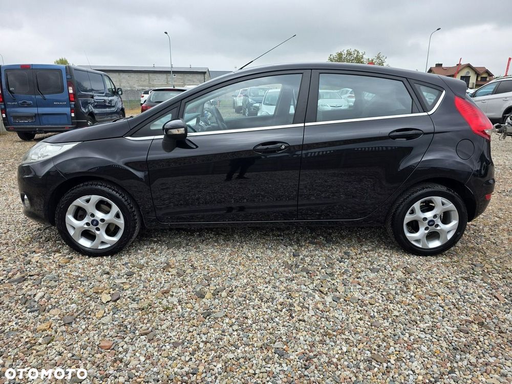 Ford Fiesta - 8