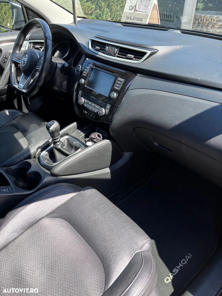 Nissan Qashqai 1.3 DIG-T TEKNA - 9