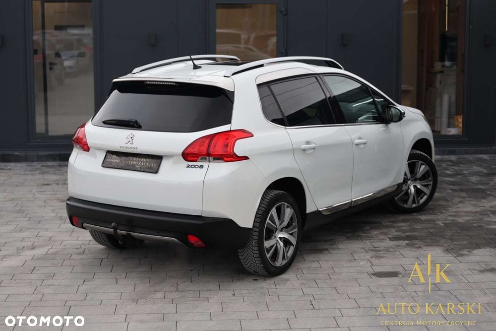 Peugeot 2008 - 8