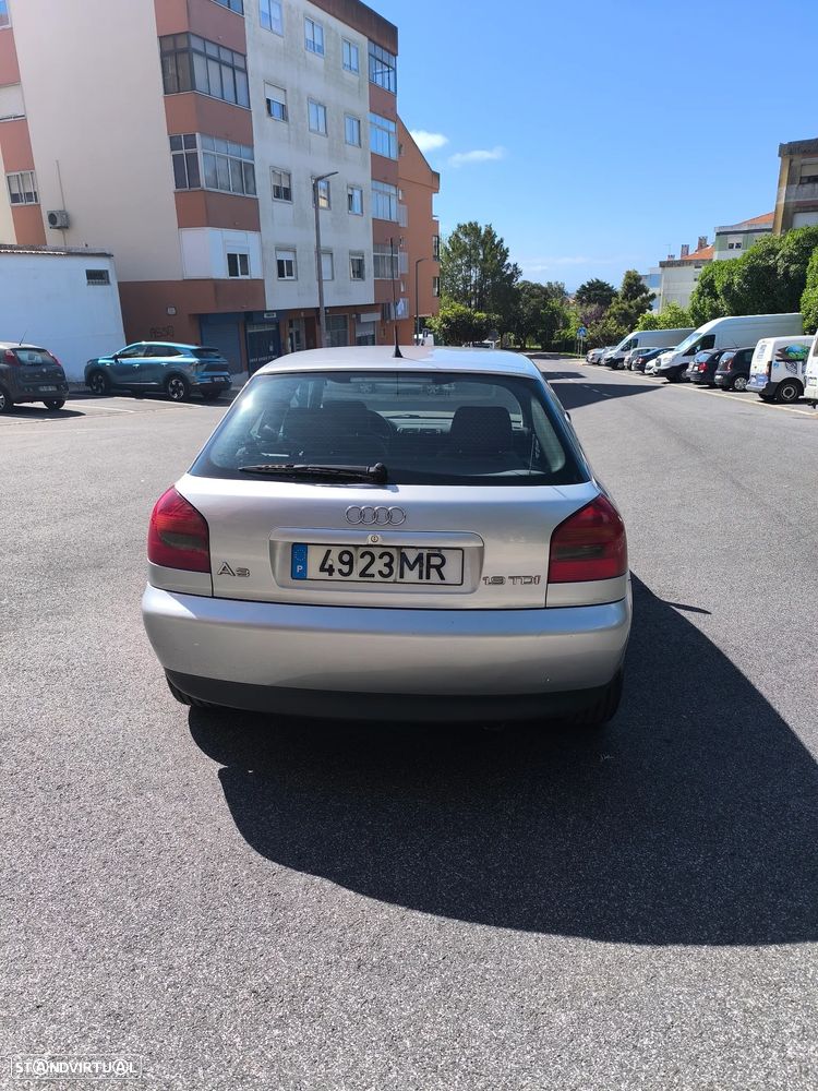 Audi A3 1.9 TDI Sport - 4
