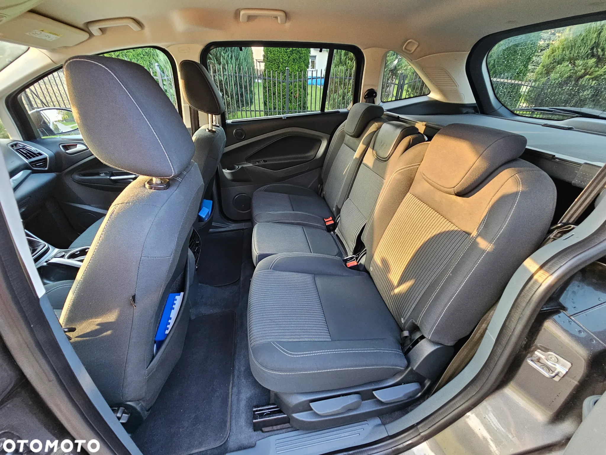 Ford Grand C-MAX 1.6 TDCi Start-Stop-System Titanium - 18