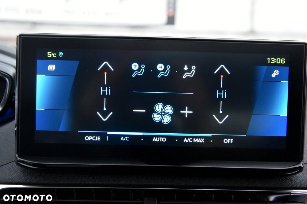 Peugeot 3008 1.6 PureTech HYbrid4 GT Line S&S EAT8 - 27