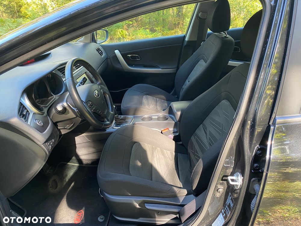 Kia Ceed 1.6 CRDi 136 DCT ISG Spirit - 5
