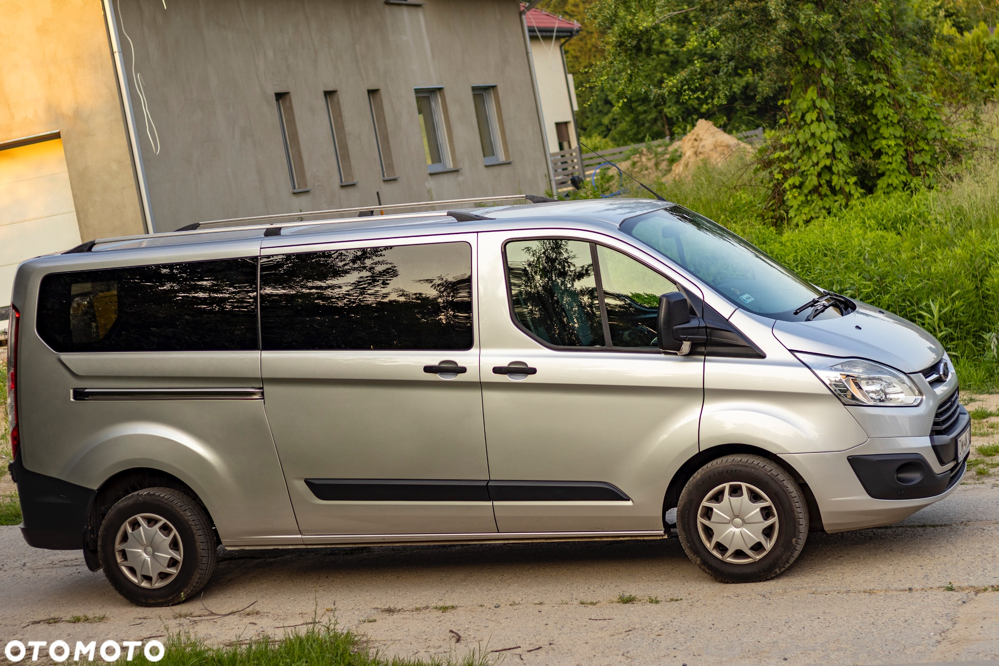 Ford Transit Custom 290 L2H1 Limited - 10