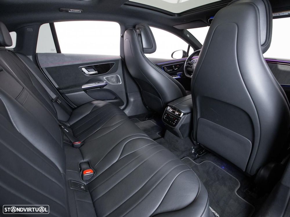 Mercedes-Benz EQE 500 4Matic - 14