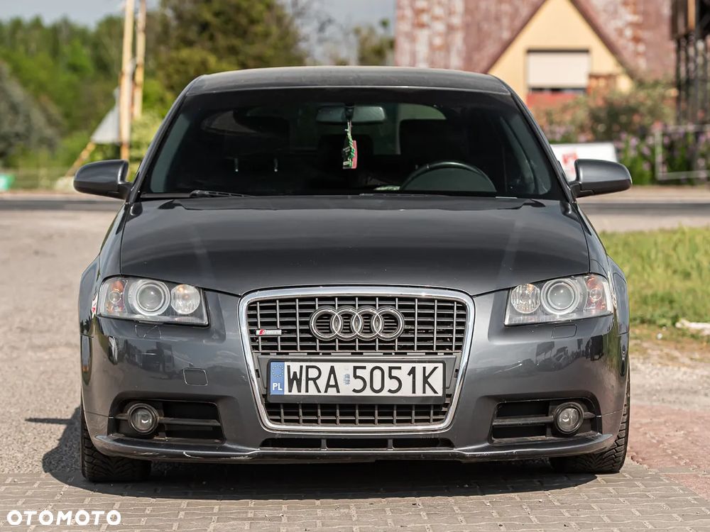Audi A3 Sportback 2.0 TDI DPF S tronic S line Sportpaket - 4