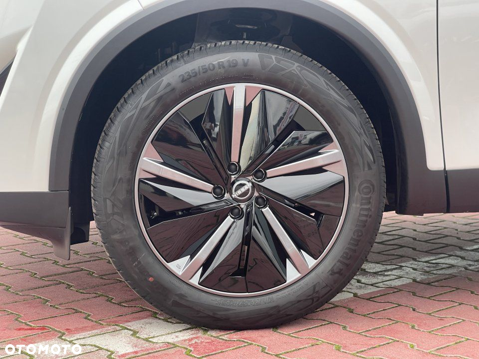 Nissan Qashqai - 12