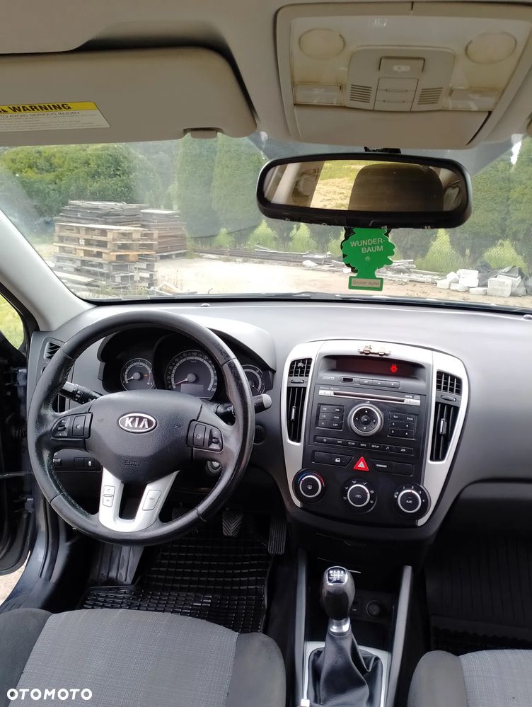 Kia Ceed 1.4 Comfort - 10