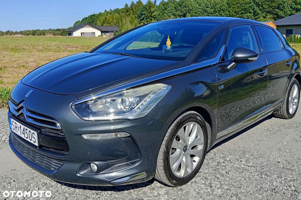 Citroën DS5 2.0 HDi Hybrid4 SoChic MCP - 4
