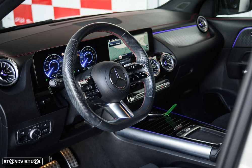 Mercedes-Benz EQA 250+ AMG Line - 24