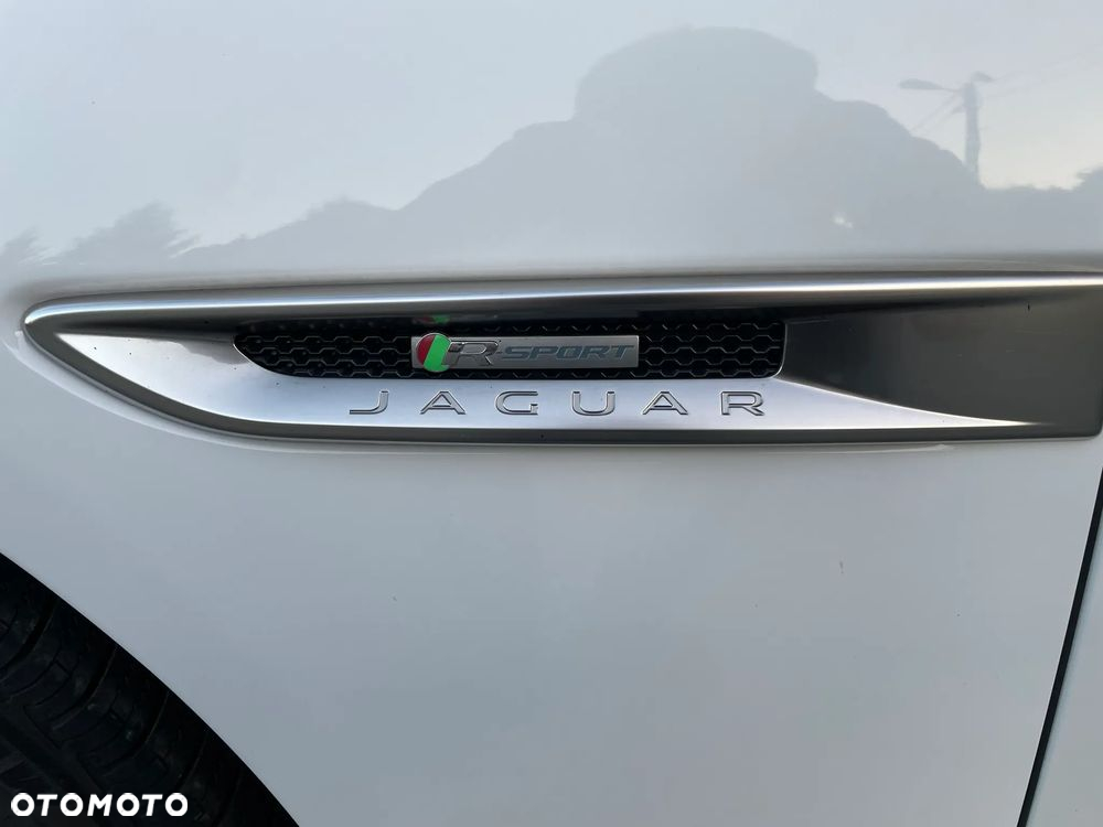 Jaguar XF 2.0 P250 SE - 16