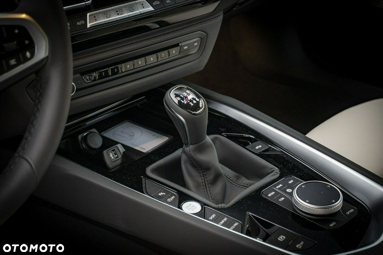 BMW Z4 - 16