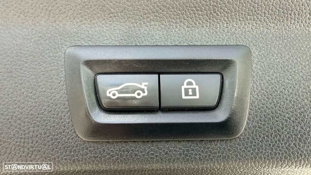 MINI Countryman Cooper SE ALL4 Auto - 41