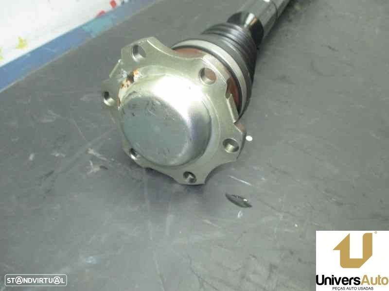 TRANSMISSÃO FRONTAL DIREITA VOLKSWAGEN POLO 2001 -6Q0407272BK - 6