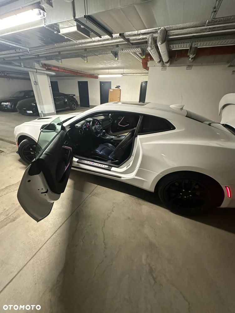 Chevrolet Camaro - 14