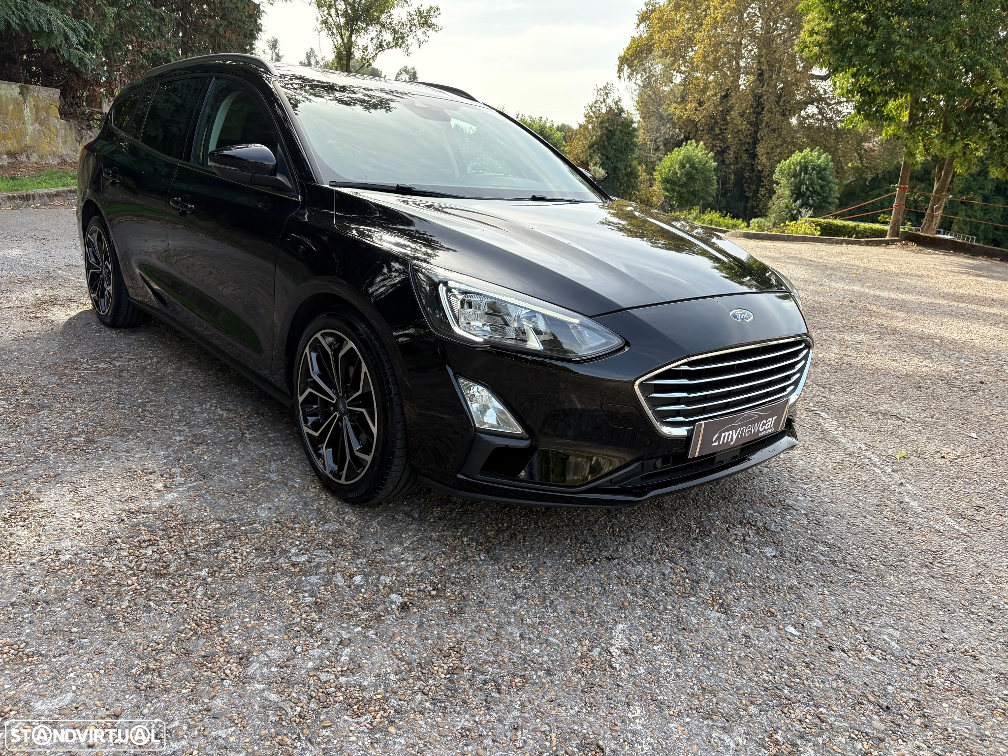 Ford Focus 1.5 EcoBlue S&S Aut. ACTIVE DESIGN - 4