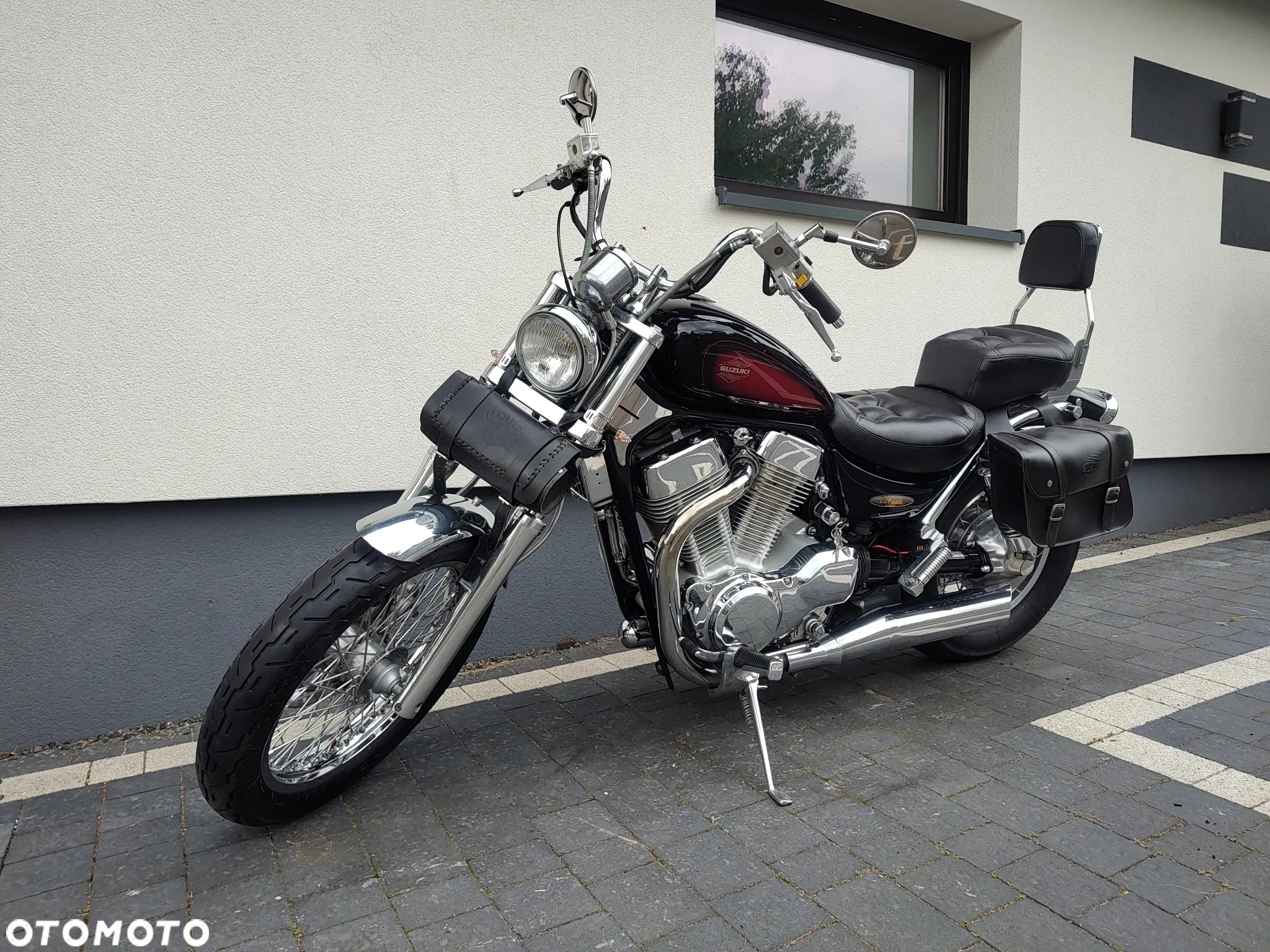 Suzuki Intruder - 5