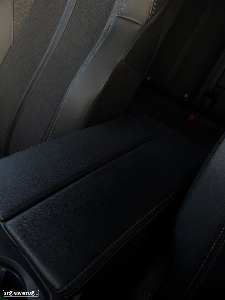 Peugeot 3008 1.2 PureTech GT Line - 8